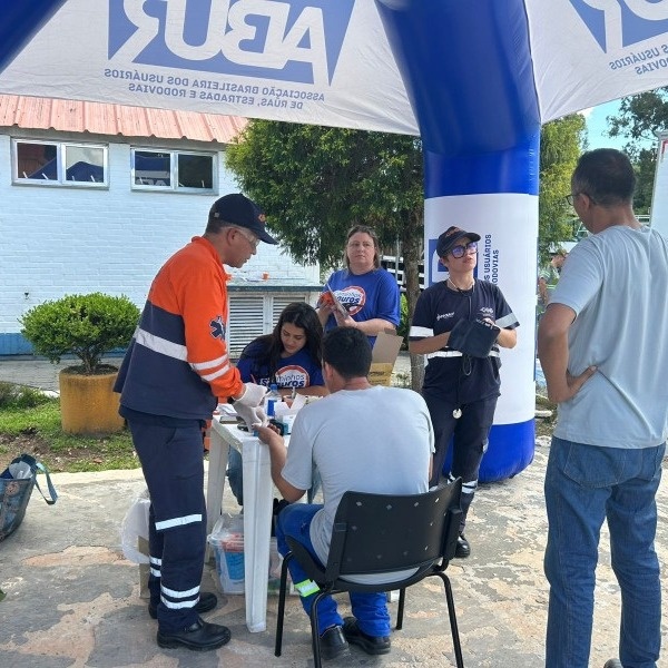 Base de Atendimento ao Cliente da CSG em Flores da Cunha recebe projeto Caminhos Seguros