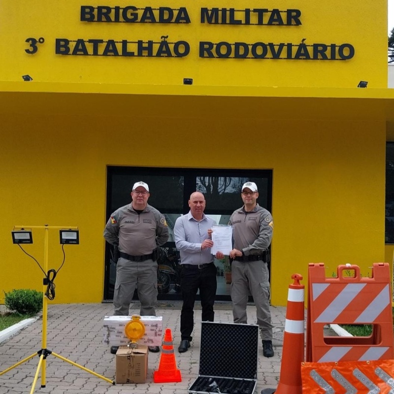 CSG reforça segurança viária com doação de equipamentos à Brigada Militar